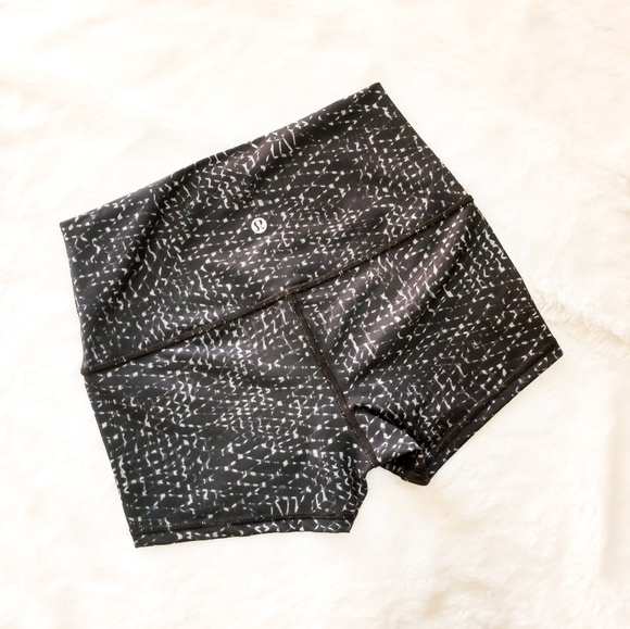lululemon athletica Pants - Lululemon Boogie Shorts (Roll Down) Full on Luon